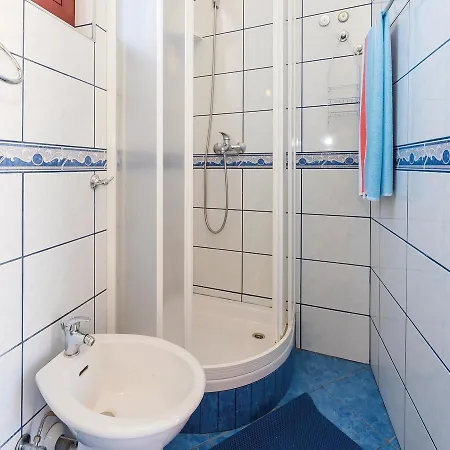 Four-bedroom Holiday In Supljak Saricevi