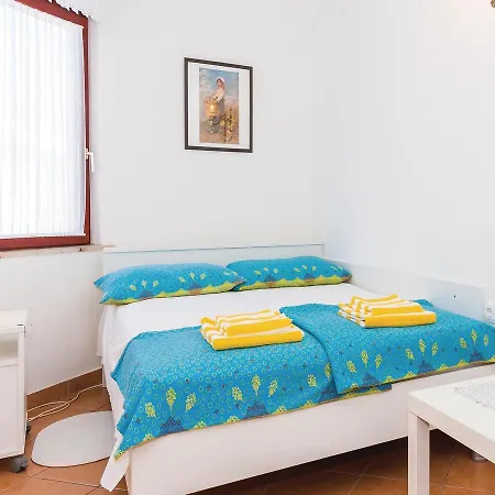 Four-bedroom Holiday In Supljak Prázdninový dům