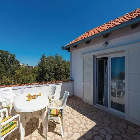 Four-bedroom Holiday In Supljak Prázdninový dům