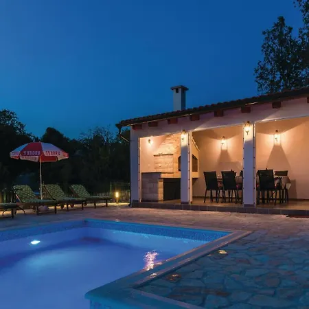 Prázdninový dům Four-bedroom Holiday In Supljak Saricevi